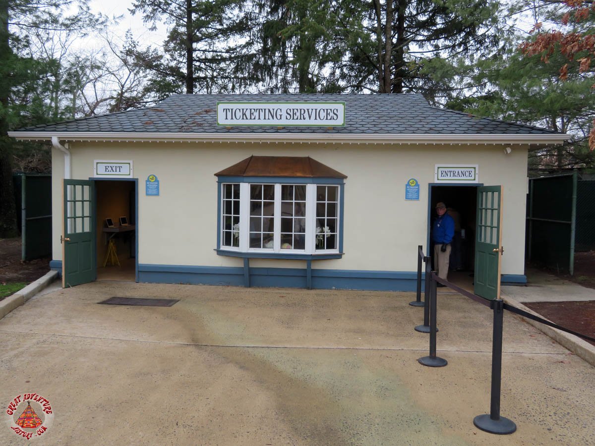 Front Gate Lockers At Six Flags Great Adventure